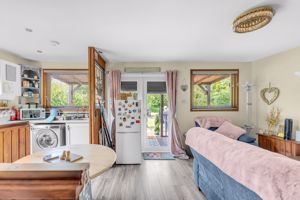 Photo 36- click for photo gallery